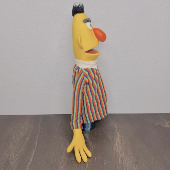 Vintage 1970s Sesame Street Bert & Ernie Hand Puppets -Collectible - Picture 4 of 8